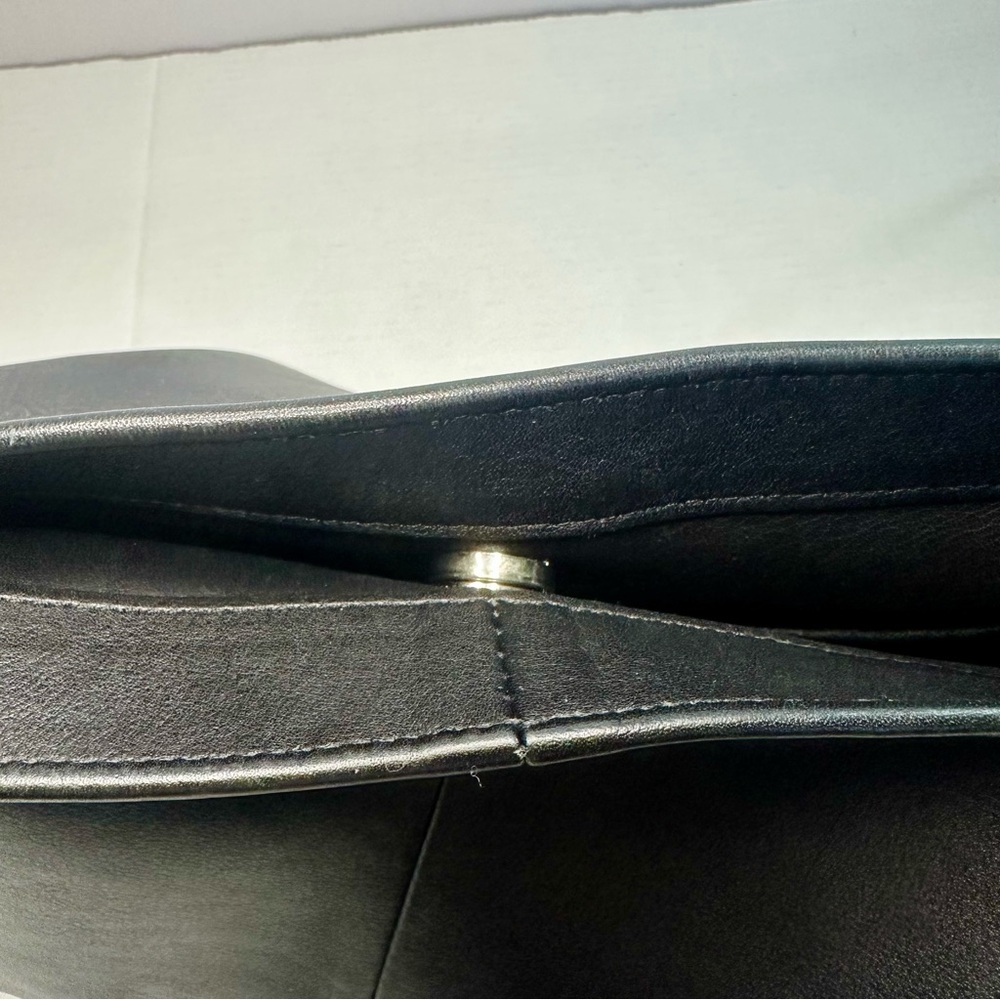 Vintage COACH All Leather Large Black Leather Slim Shoulder Tote Bag #9406 - Picture 15 of 16